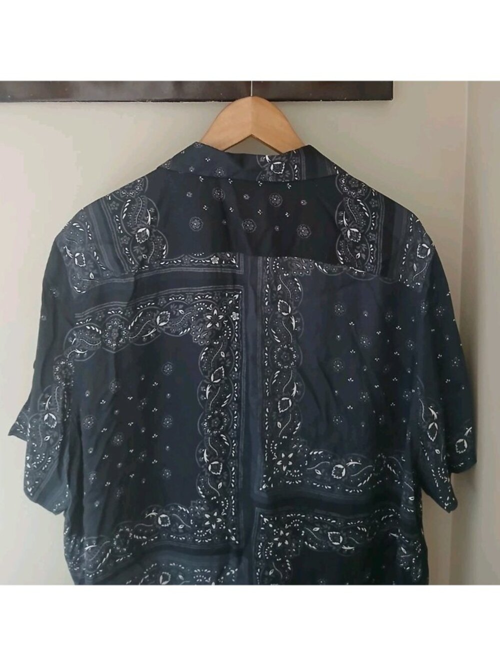 AllSaints Tikal Relaxed Fit Bandana Print Shirt8 - Picture 7 of 9